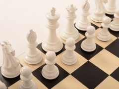 Bold Chess Gloss White close up 4